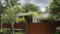 7 Jenis Pagar Rumah yang Bisa Mengurangi Panas dan Debu dari Jalan