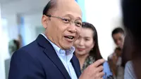 Motivator handal Mario Teguh dengan tegas membantah bahwa Ario Kiswinar Teguh bukan anaknya. Hal itu ia sampaikan dalam wawancara dengan stasiun televisi swasta hari ini, Jumat (9/9/2016). (Nurwahyunan/Bintang.com)