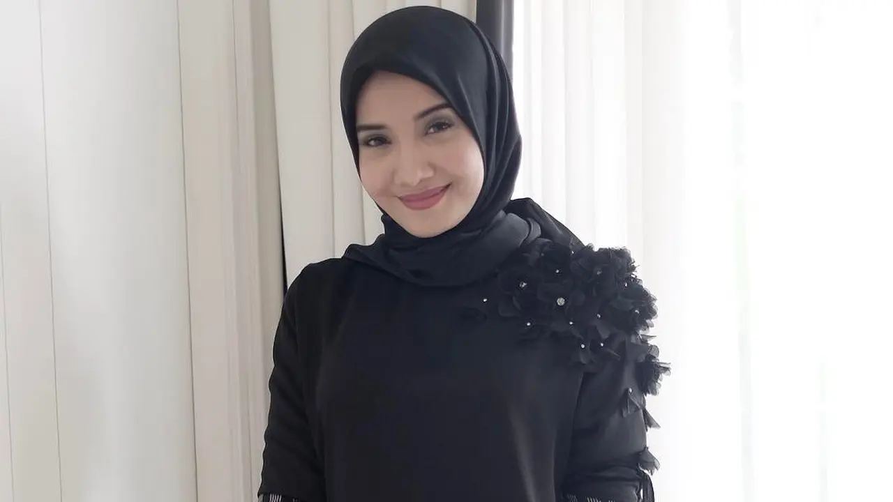 [Bintang] Zaskia Sungkar