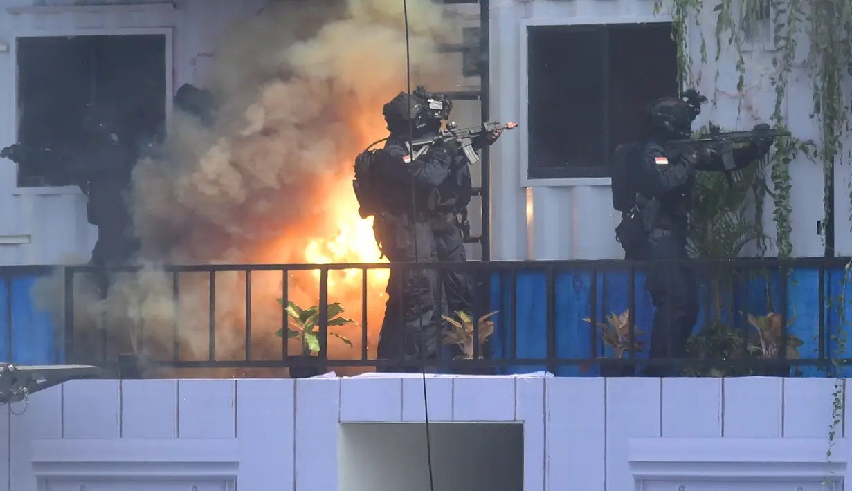 133.480 personel dari berbagai matra dikerahkan untuk memeriahkan puncak peringatan HUT ke-80 TNI. (merdeka.com/Arie Basuki)