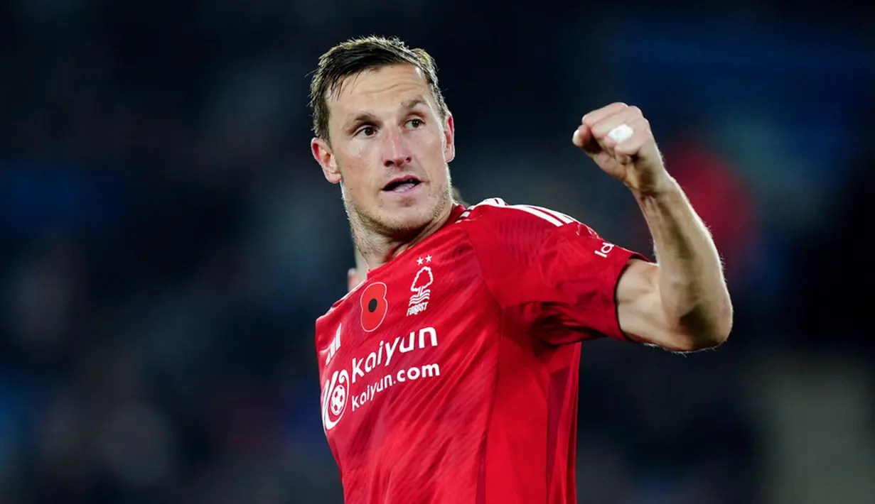 Chris Wood mencetak dua gol saat Nottingham Forest menang 3-1 atas tuan rumah Leicester City pada pertandingan Liga Inggris, Sabtu (26/10/2024). (Mike Egerton/PA via AP)