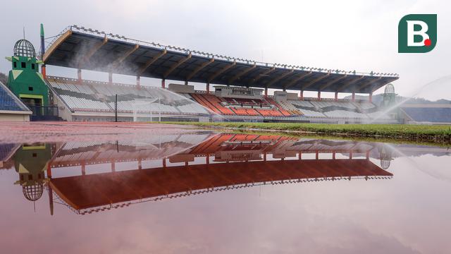 Foto: Stadion Si Jalak Harupat Bersolek Jelang Piala Dunia U-17 2023