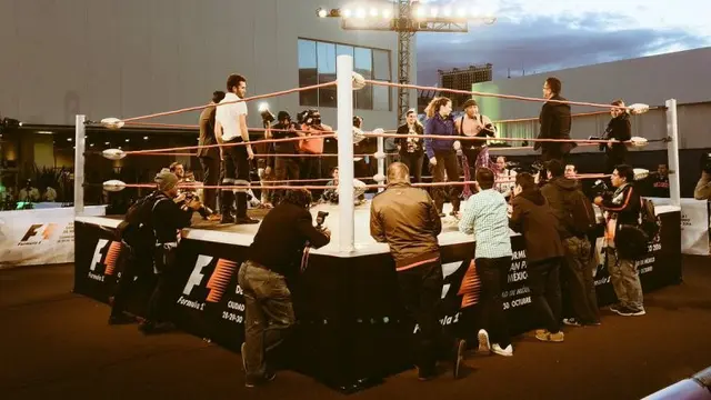 Ring smackdown di paddock sirkuit jelang F1 GP Meksiko.