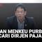 Menteri Keuangan Purbaya Yudhi Sadewa mencari keberadaan Dirjen Pajak, jelang konferensi pers APBN, Kamis (18/12). Menkeu Purbaya dengan nada bercanda mengatakan Dirjen Pajak sedang sibuk menagih pajak.