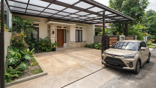 Ide Lantai Carport dengan Kanopi Transparan