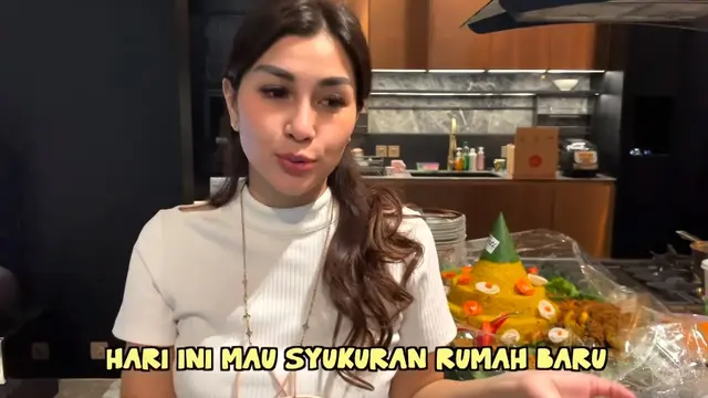 7 Momen Syukuran Rumah Baru Nisya Ahmad, Kompak Dihadiri Keluarga Besar