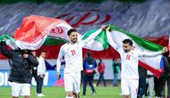 Iran menyusul Jepang untuk tampil di pesta akbar sepakbola tersebut. Iran mendapatkan tiket lolos itu setelah berimbang 2-2 kontra Uzbekistan di Azadi Stadium, Selasa (25/3/2025) malam WIB. Iran memang cuma butuh satu poin untuk lolos. (AFP)