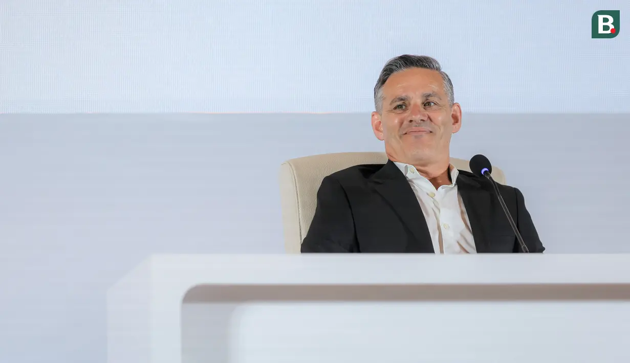 Sebelum menangani Timnas Indonesia, John Herdman dikenal sebagai pelatih dengan rekam jejak mentereng. Dia adalah sosok kunci di balik kesuksesan Timnas Kanada lolos ke Piala Dunia 2022, yang jadi momen bersejarah sepak bola Kanada karena jadi yang pertama setelah 36 tahun, sekaligus melesatkan peringkat FIFA Kanada saat itu dari posisi 77 ke 33 dunia. (Bola.com/Bagaskara Lazuardi)