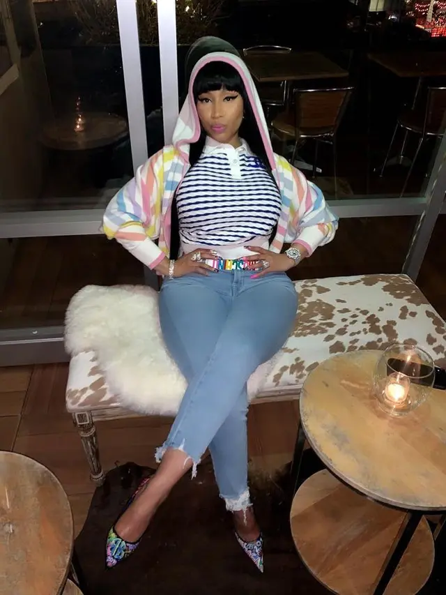Nicki Minaj Umumkan Kehamilan, Ini 7 Pesonanya saat di Luar Panggung