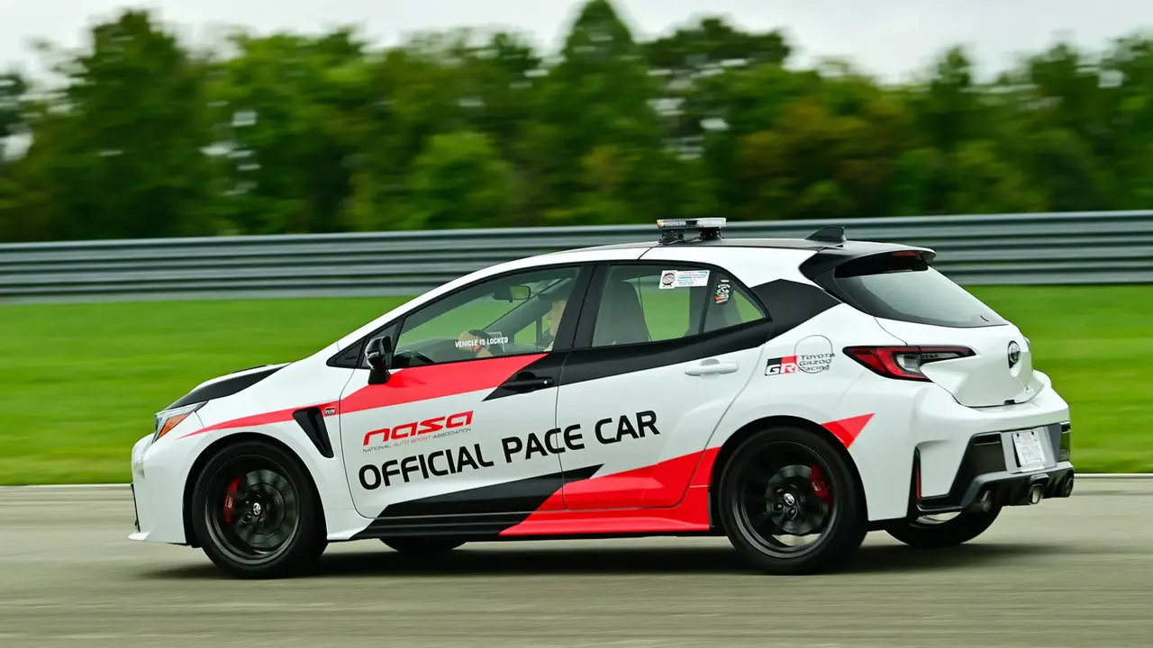 Toyota GR Corolla Jadi Pace Car pada Ajang Balapan di ASa