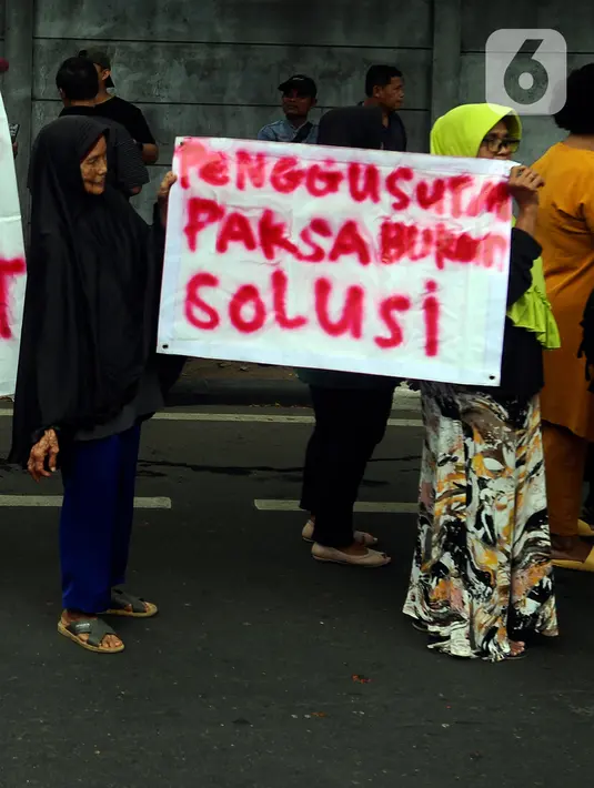 Para pihak meliputi Tim Percepatan Pembangunan UIII, Rektor UIII, Dirjen Pendidikan Islam Kementerian Agama, dan warga telah diundang Komnas HAM dalam agenda pra-mediasi. (merdeka.com/Arie Basuki)