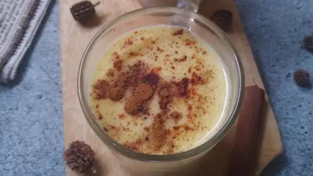 Resep eggnog non-alkohol sebagai sajian Natal. (dok. Cookpad @indah_kurniasari)