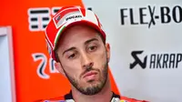 Pengamat MotoGP, Carlo Pernat, memprediksi Andrea Dovizioso semakin sulit mengejar Marc Marquez dalam perburuan gelar juara dunia 2017. (dok. MotoGP)