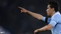 Lazio Tegaskan Tidak Jual Hernanes