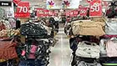 JGS memang sengaja digelar seperti layaknya kota lain di Asia Tenggara. Ini agar masyarakat tak lari ke Singapura, Kuala Lumpur, atau Bangkok hanya untuk berbelanja. 
