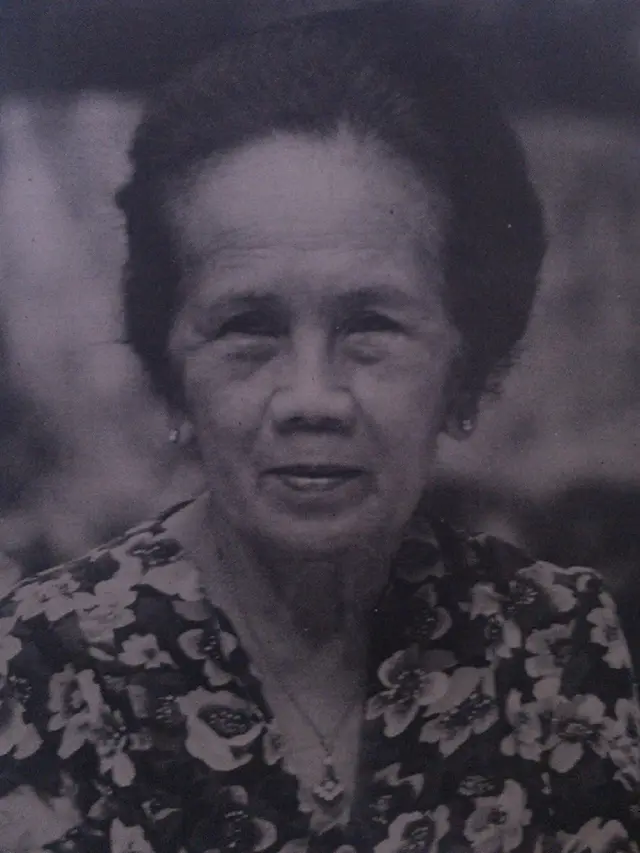Dolly Salim