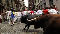 [VIDEO] Uji Nyali, Ribuan Warga AS Ikut Festival Dikejar Banteng
