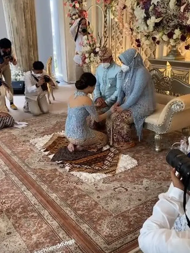 7 Momen Pengajian dan Siraman Margin Wieheerm, Penuh Kebahagiaan