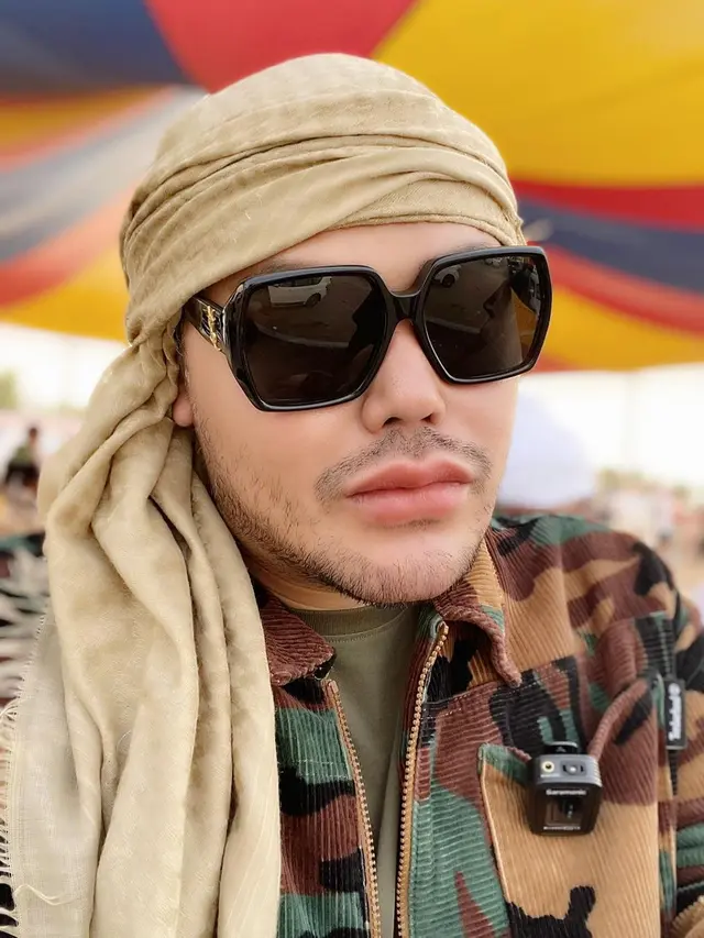 [Fimela] Ivan Gunawan di Dubai