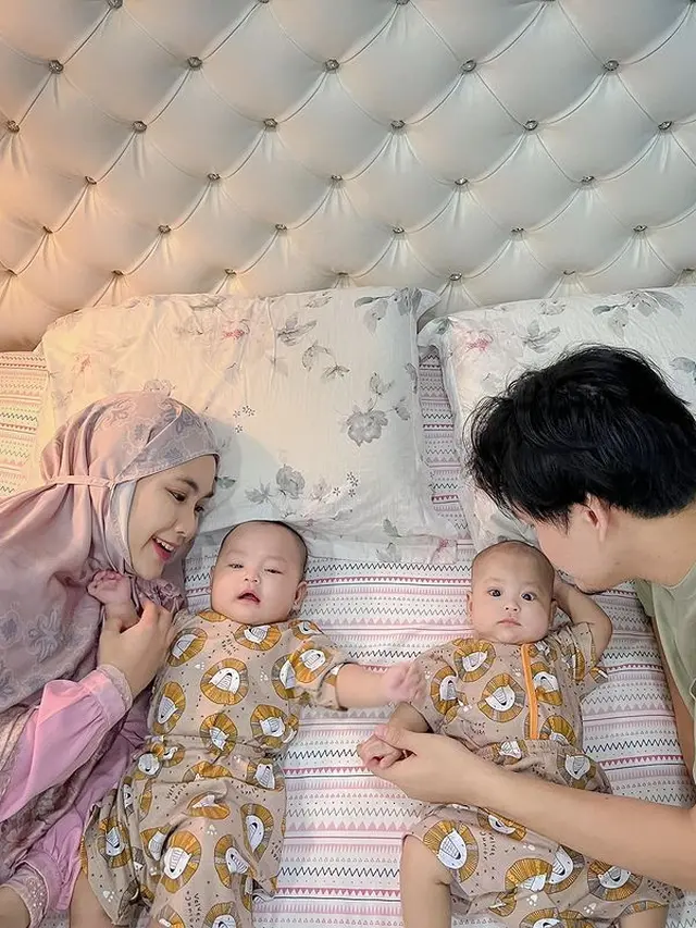 [Fimela] Keluarga Anisa Rahma