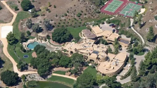 Rumah di Calabasas. (Velvetropes.com)