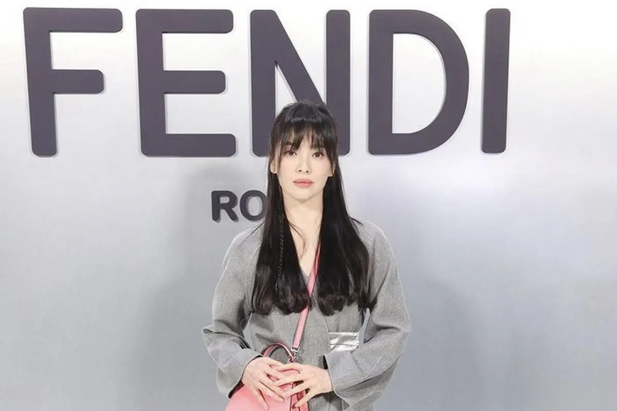 Song Hye Kyo di Fendi Milan Fashion Week