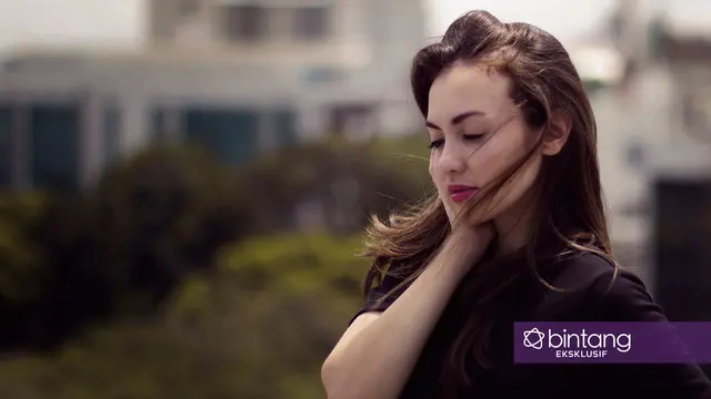 [Bintang] Rianti Cartwright