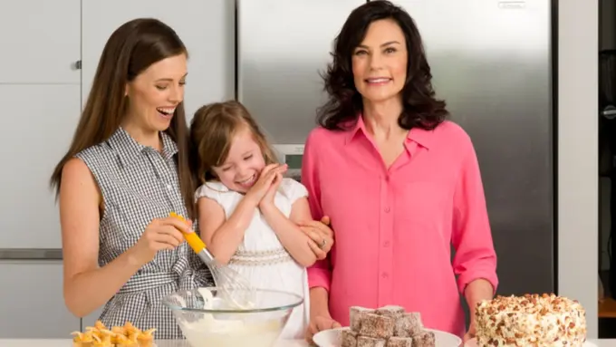 [Bintang] 28 Tahun Nggak Makan Gula, Penampilan Nenek Ini Bikin Takjub