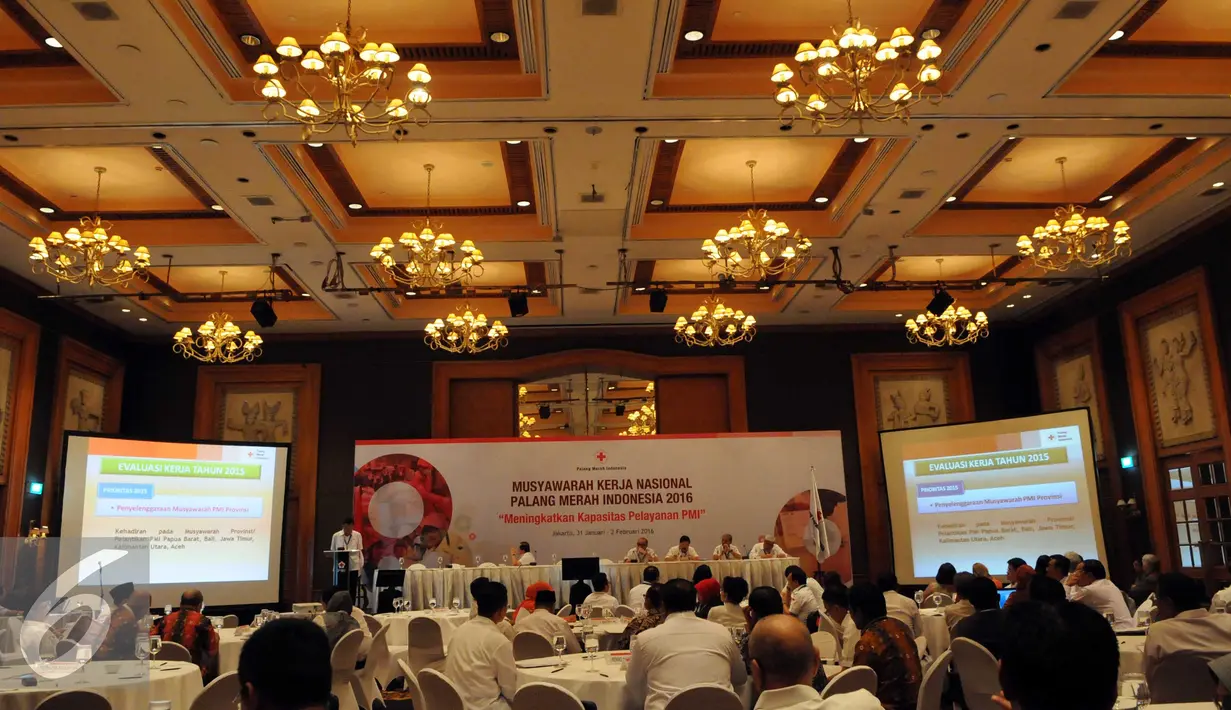 Suasana hari pertama Mukernas PMI 2016 di jakarta, Senin (1/2). Dalam Mukernas kali ini PMI mengambil tema Meningkatkan Kapasitas pelayanan PMI. (Liputan6.com/Helmi Afandi)