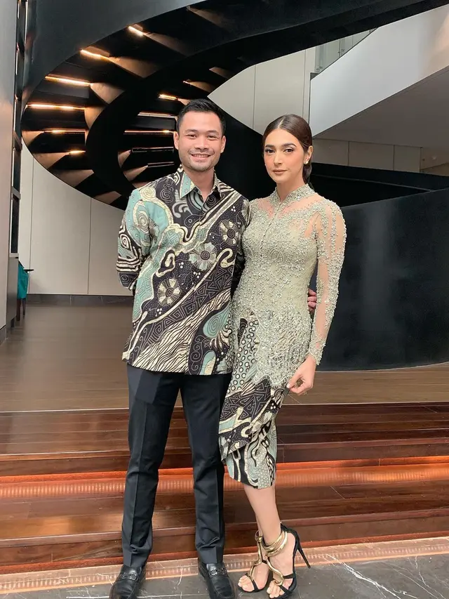 6 Potret Nabila Syakieb Pakai Kebaya, Tampil Memesona