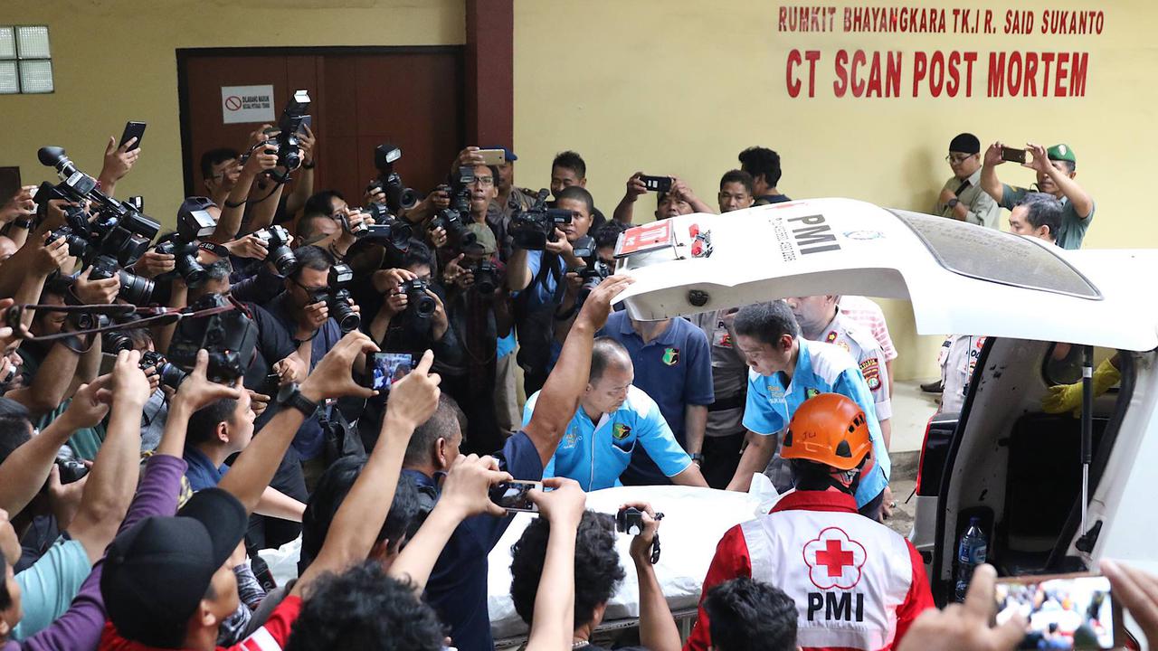 Dua Kantong Jenazah Korban Lion Air Jatuh Tiba di RS Polri