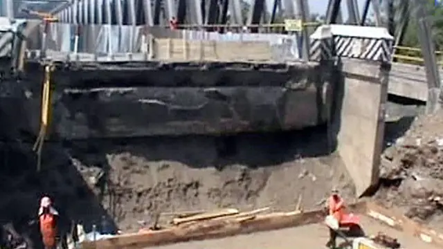 Perbaikan Jembatan Comal Dikebut