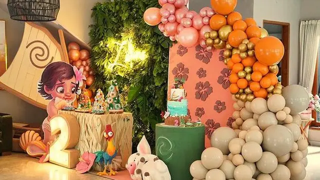 Momen Raisa dan Hamish Daud Rayakan Ultah Anak yang Ke-2 Tahun, Bertema Moana. (Sumber: Instagram/raisa6690)