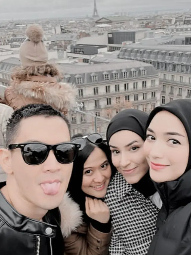 Citra Kirana dan Rezky Aditya liburan ke Paris tanpa anak (Foto: Instagram citraciki)