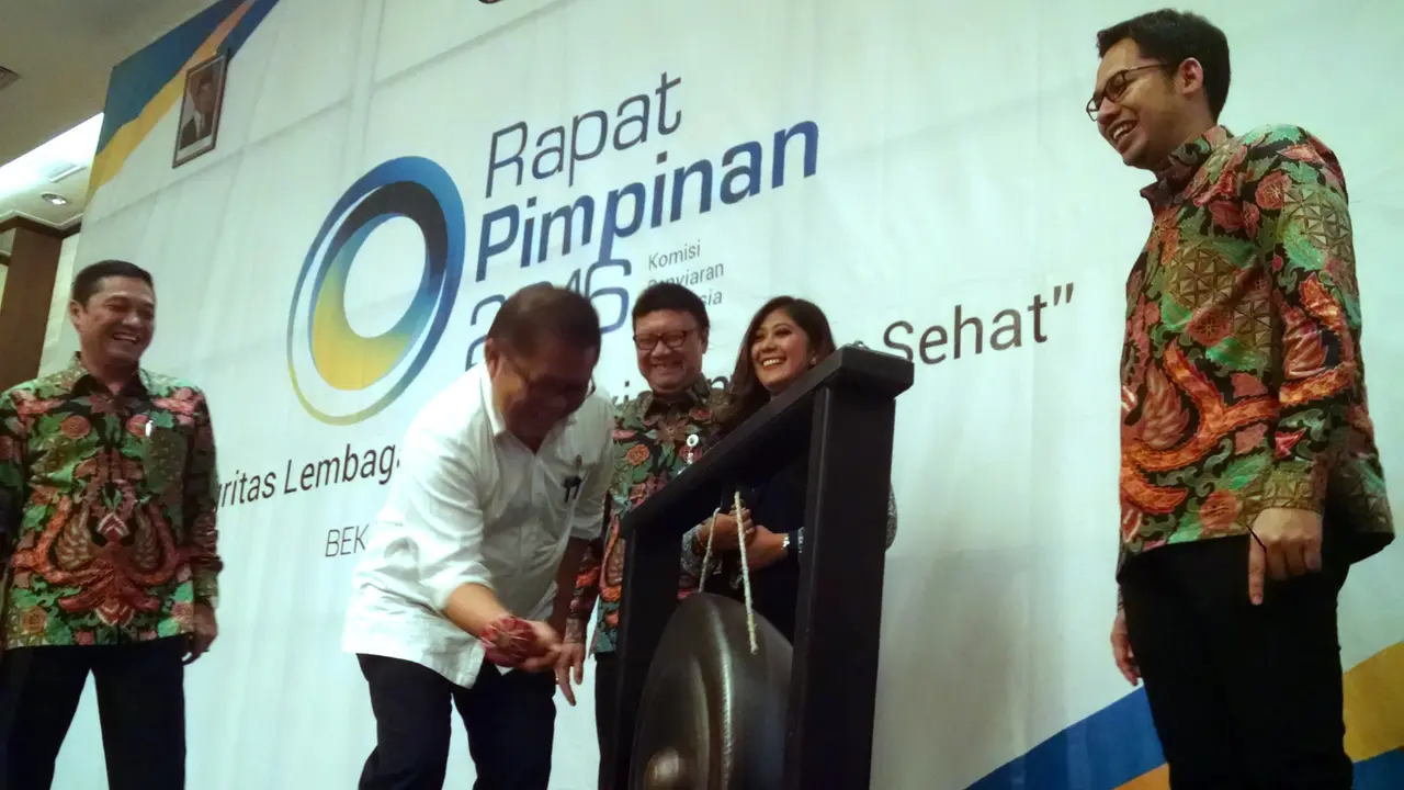 Rapat Pimpinan Komisi Penyiaran Indonesia 2016 dengan tema 'Integritas Lembaga Untuk Penyiaran Yang Sehat' di Hotel Santika Premier Harapan Indah, Bekasi