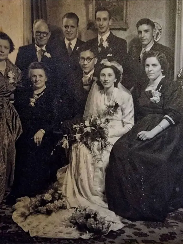 Nenek Thalita Latief