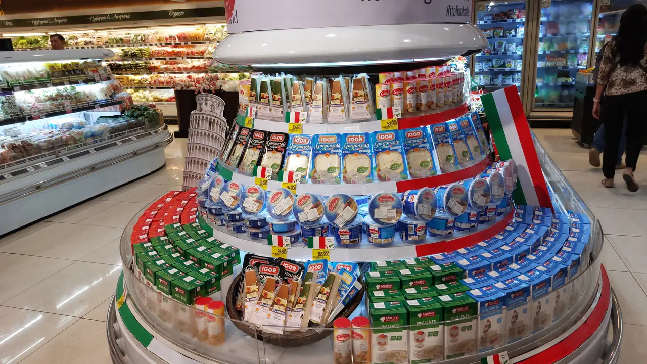 Kolaborasi dengan Italian Trade Agency, Hero Supermarket Hadirkan Pekan Makanan Italia 