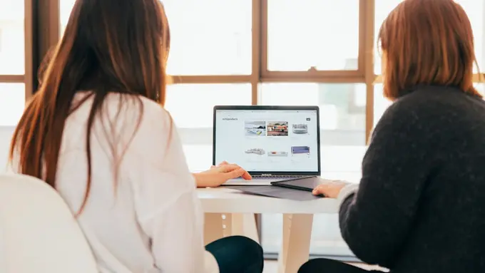 Kaspersky Ajak Perempuan Selalu Cermat Gunakan Situs Web