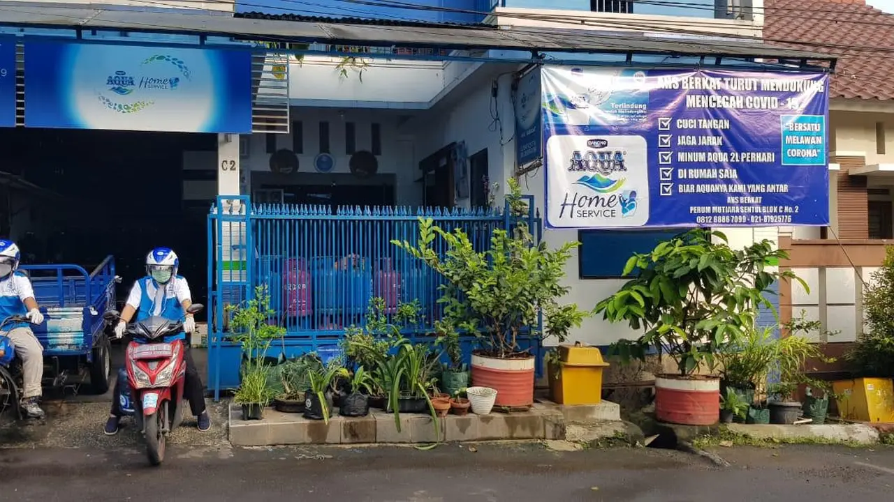 Danone AQUA