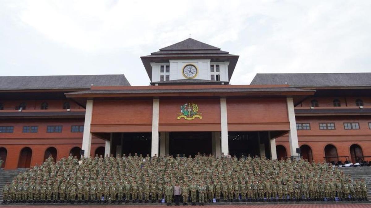 Ratusan Ketua DPRD Ikuti Retret di Akmil Magelang, Ini Tujuannya