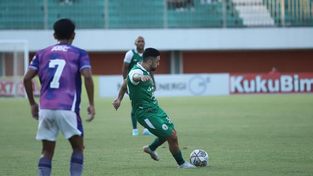 PSS Sleman vs Persib Bandung