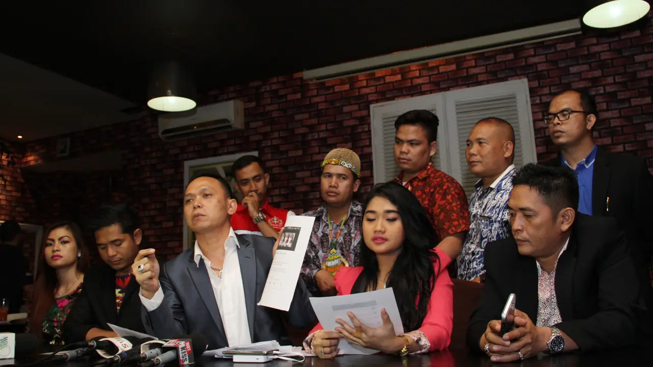 Vega Jelly - Dewi Perssik