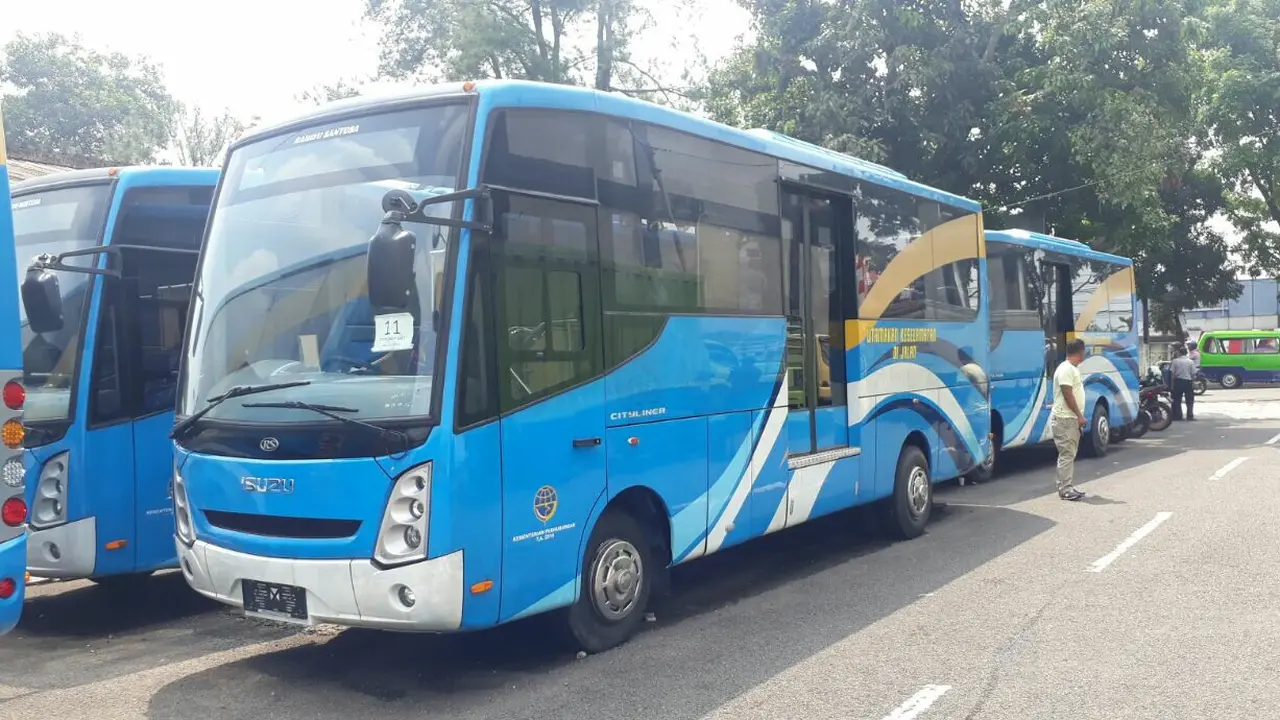 Sudah satu tahun bus hibah dari Kemenhub terparkir di area Dinas Perhubungan Kota Bogor