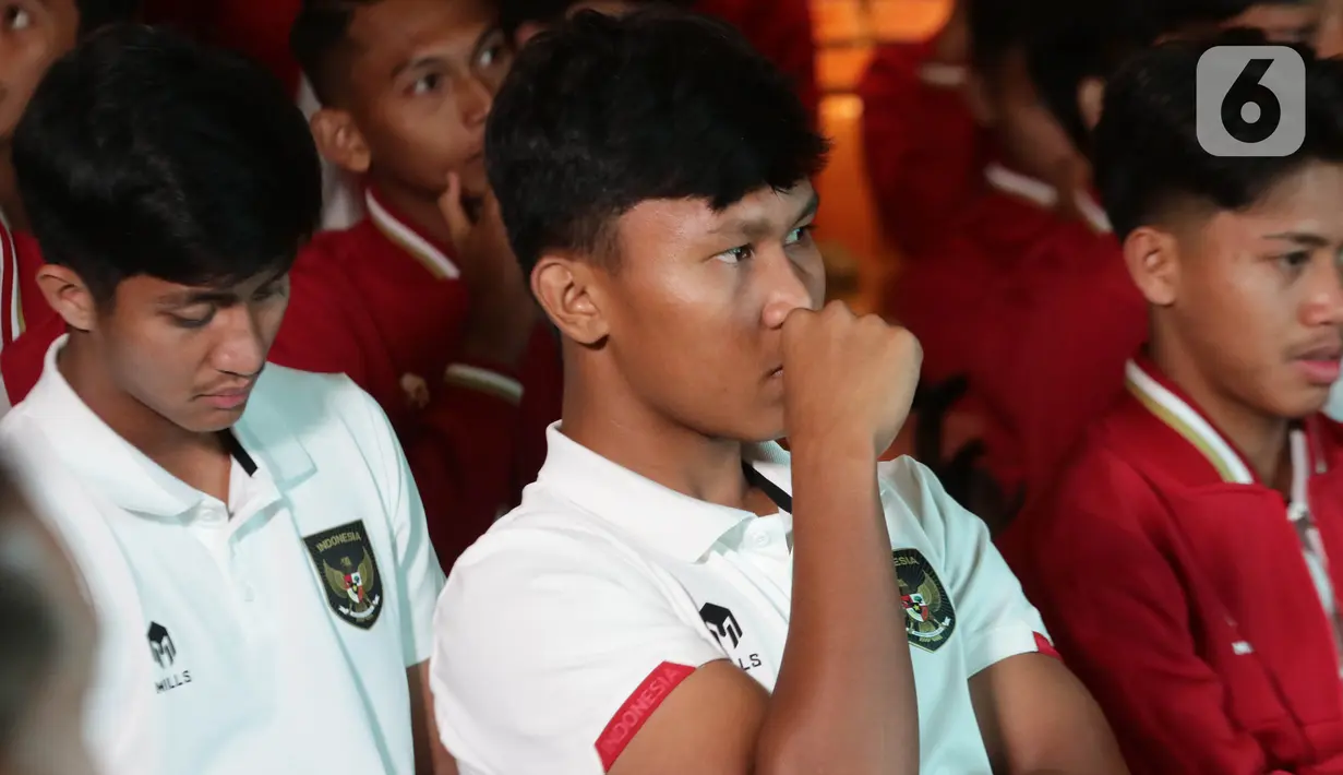 Ada enam tim juara grup, enam runner-up, dan empat tim peringkat tiga terbaik yang akan lolos melaju ke babak 16 besar. (Liputan6.com/Helmi Fithriansyah)