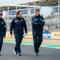 Veda Ega Pratama saat melakukan track walk di Sirkuit Le Mans hari Kamis (07/05/2026). Dia melakukannya jelang gelaran balapan Moto3 Prancis 2026. (Honda Team Asia)