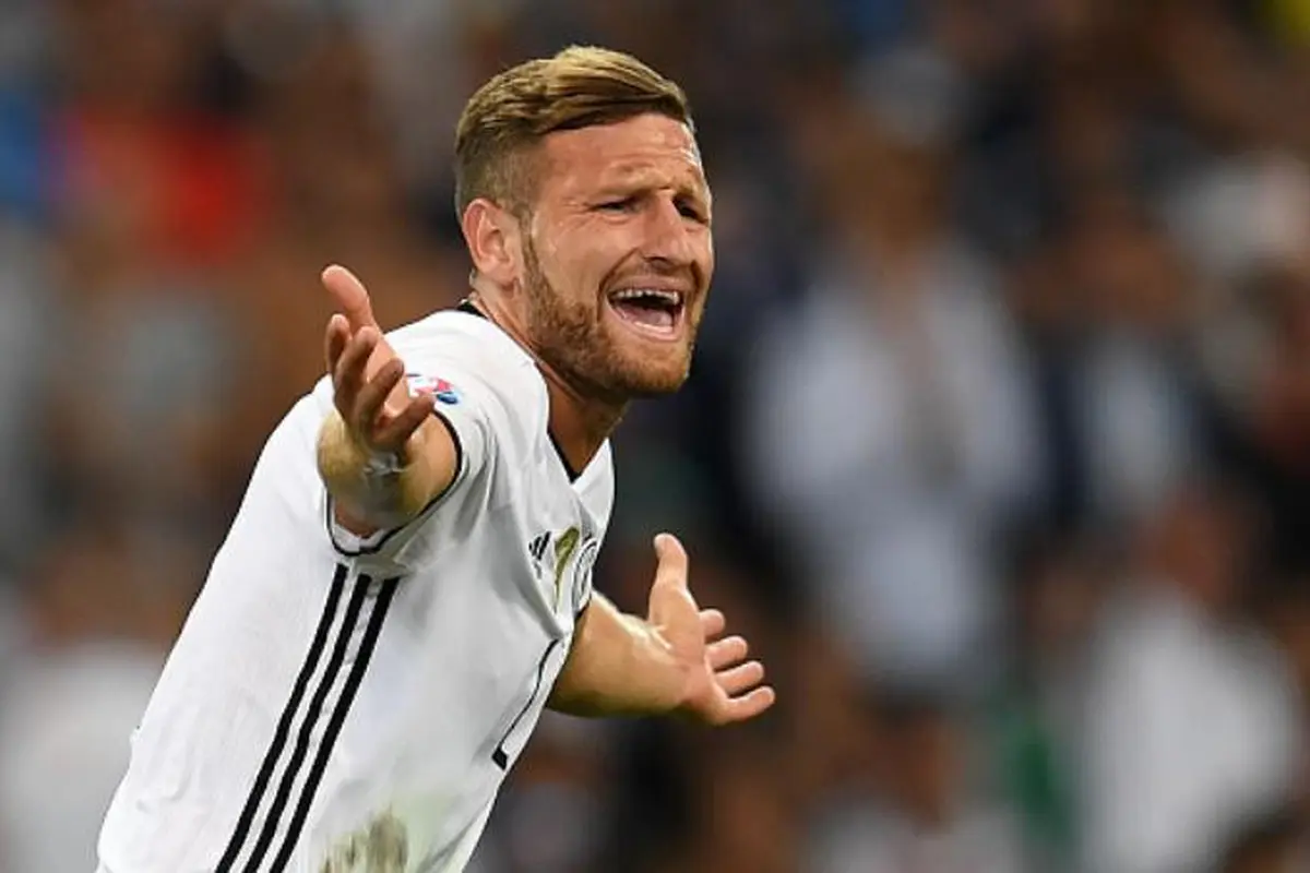 Shkodran Mustafi