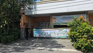 Tembok Daycare Little Aresha jadi sasaran Vandalisme (Foto: Purnomo Edi/merdeka.com)