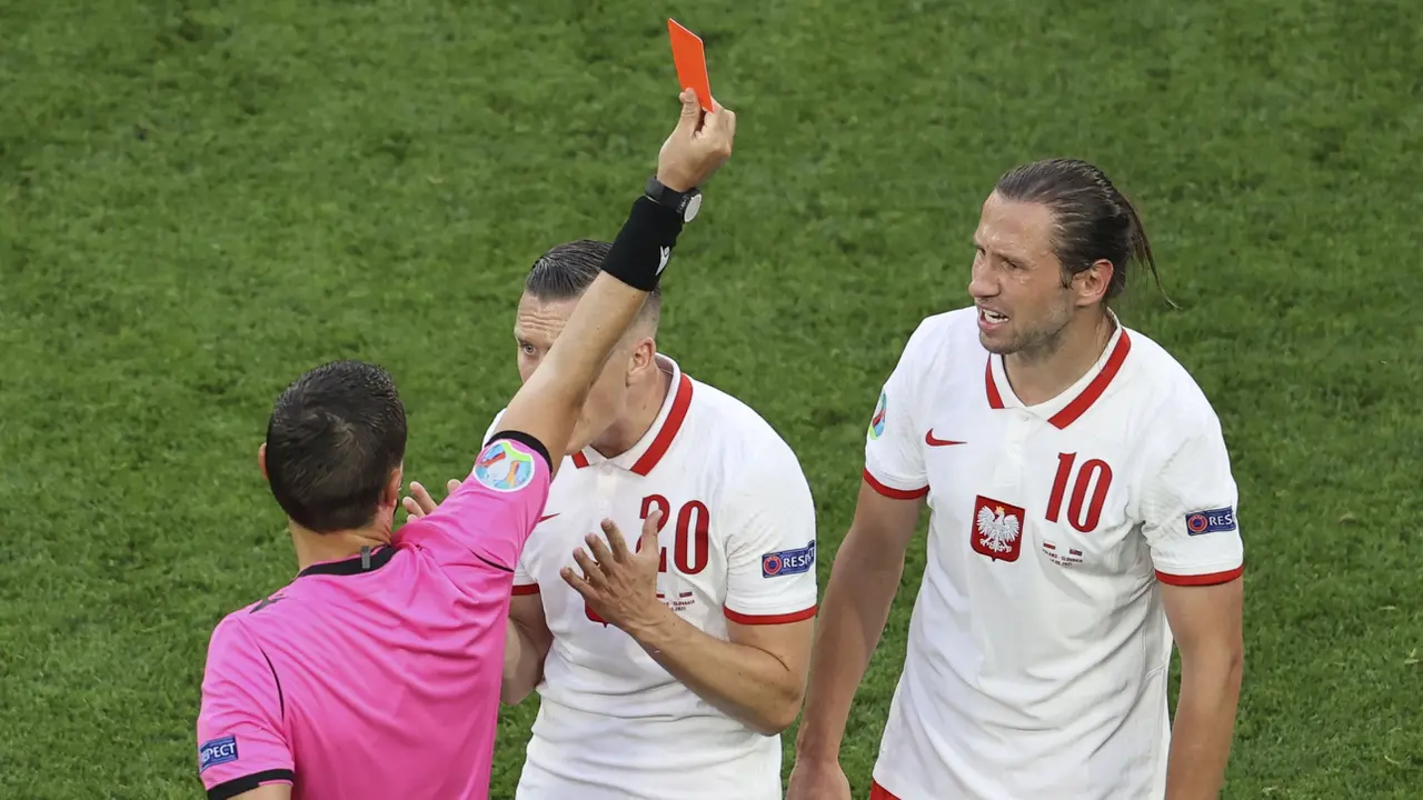 Foto Piala Eropa: Buat Kejutan, Timnas Slovakia Tundukkan Polandia