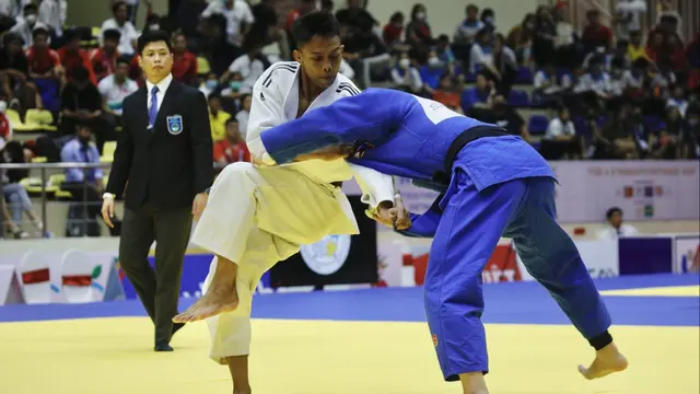 Perjuangan Heroik Ikhsan Apriyadi di SEA Games 2021, Raih Emas Meski Sempat Pingsan