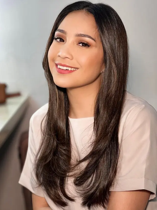 8 Potret Tasya Farasya dan Nagita Slavina Tukeran Signature Makeup, Siapa Paling Cocok?
